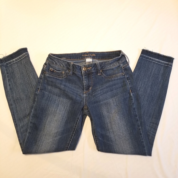 Maurices Denim - Maurices Frayed Hem Jeans